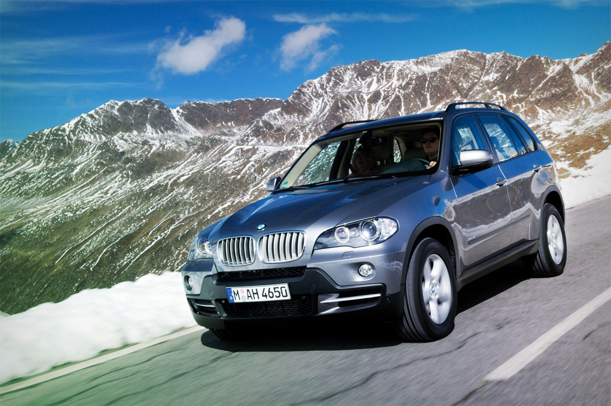 BMW X5 отзывают по всему миру, в России к отзыву попадут 4037 Бмв.