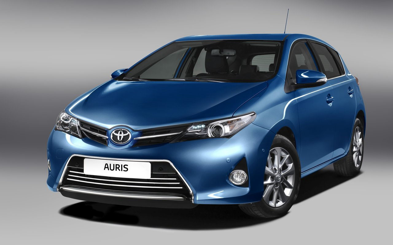 Toyota Auris новое поколение цена 2013 фото изображение тоета аурис